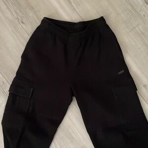 Aritzia mega cargo sweatpants
